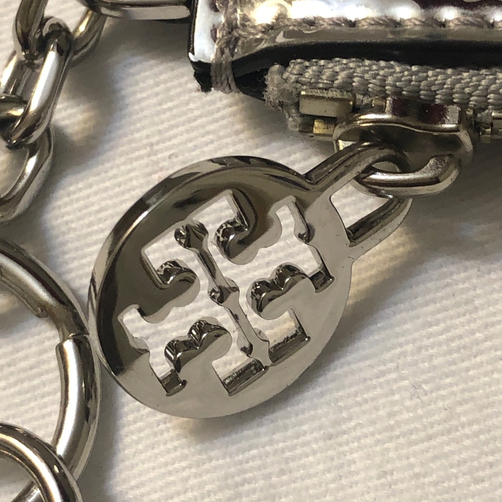 Tory Burch “R” coin/key case! Never used! - Picture 7 of 10